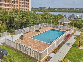 Spacious contemporary coastal condo is a beautiful space that sleeps 6 corner unit DK506